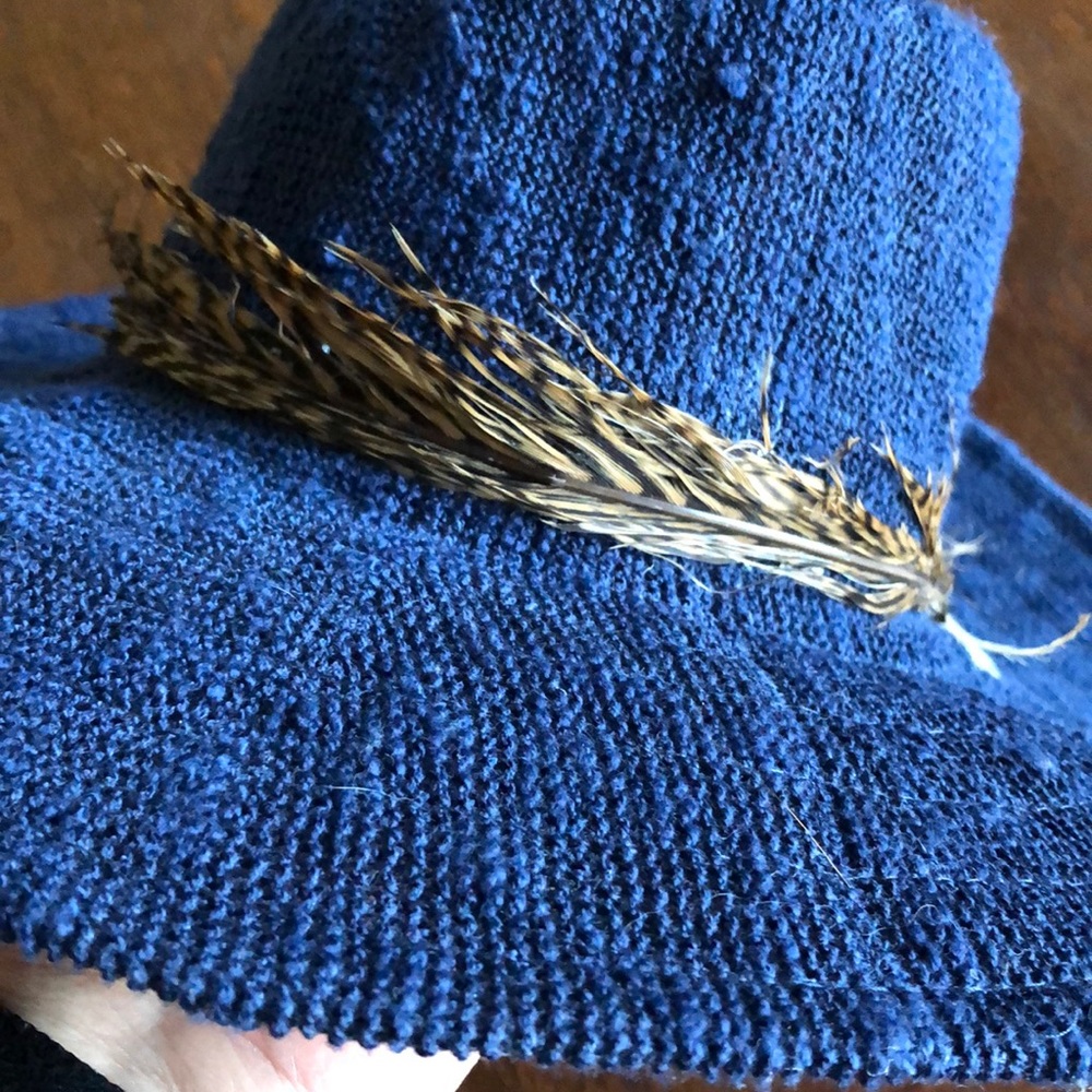 Brim hat - Picture 2 of 6